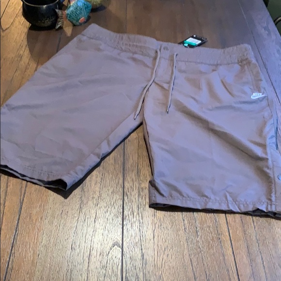 Nike Pants - NWT Nike Beyond Bermuda Low-Rise Training Shorts